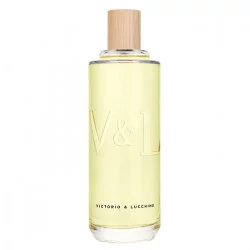 AGUAS ESENCIALES PURA VIDA...